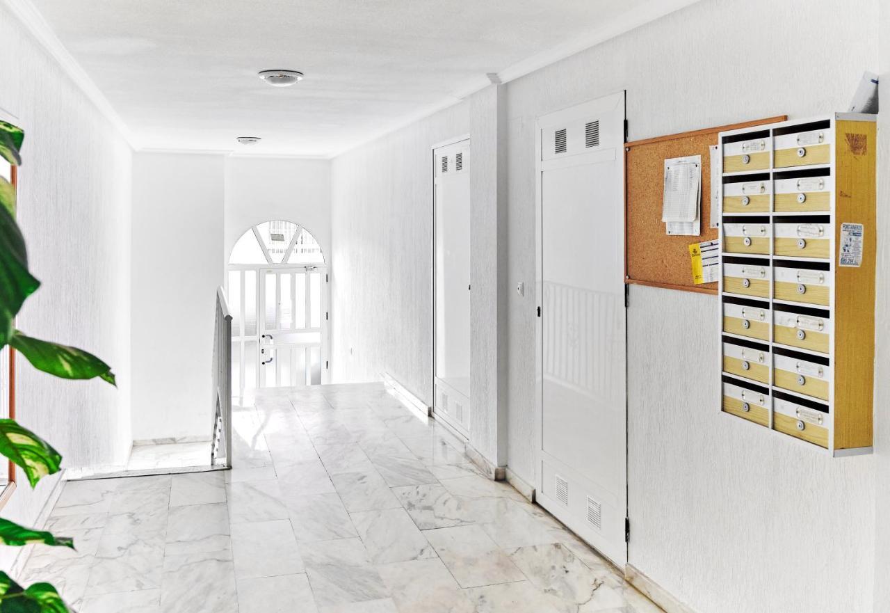 Cozy Apartment Near Playa Del Cura In Torrevieja Exterior foto